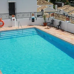 Pueblo Cosy Townhouse, Sleeps 4 Сasa de vacaciones Mijas